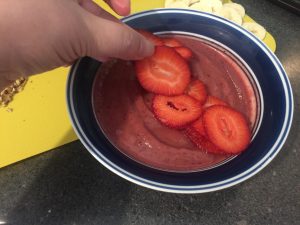 How to make a Smoothie Bowl! With endless possibilities, this tasty and super healthy meal will satisfy your sweet tooth anytime of day!